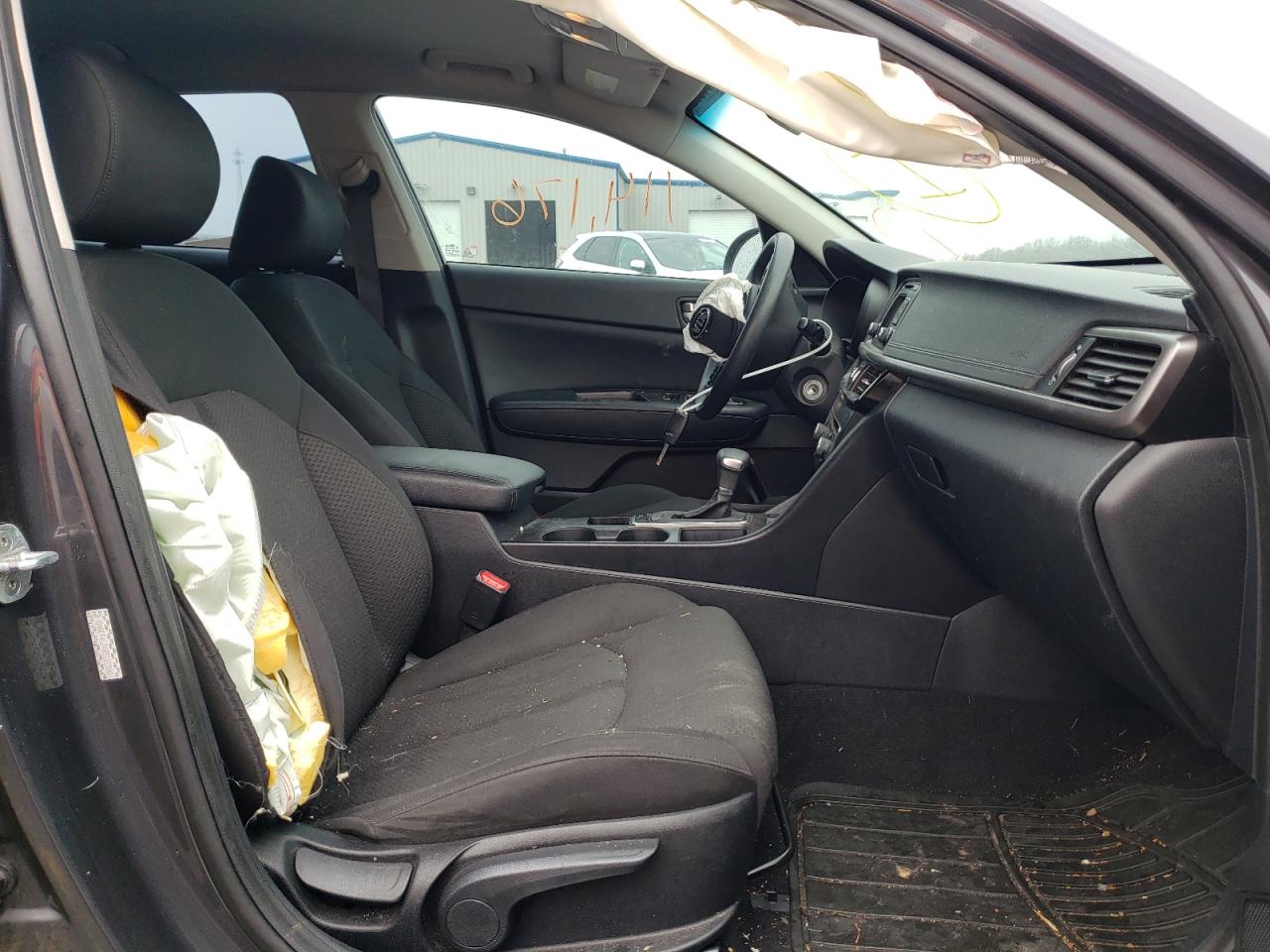 Photo 5 from auction – 2016 KIA OPTIMA LX with VIN KNAGT4L34G5112300