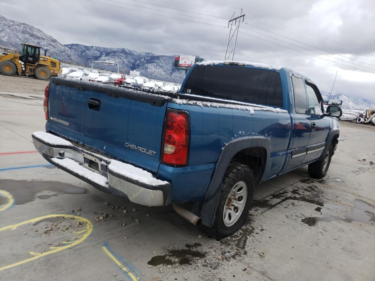 Photo 4 from auction – 2005 CHEVROLET SILVERADO with VIN 1GCEK19B45Z145409