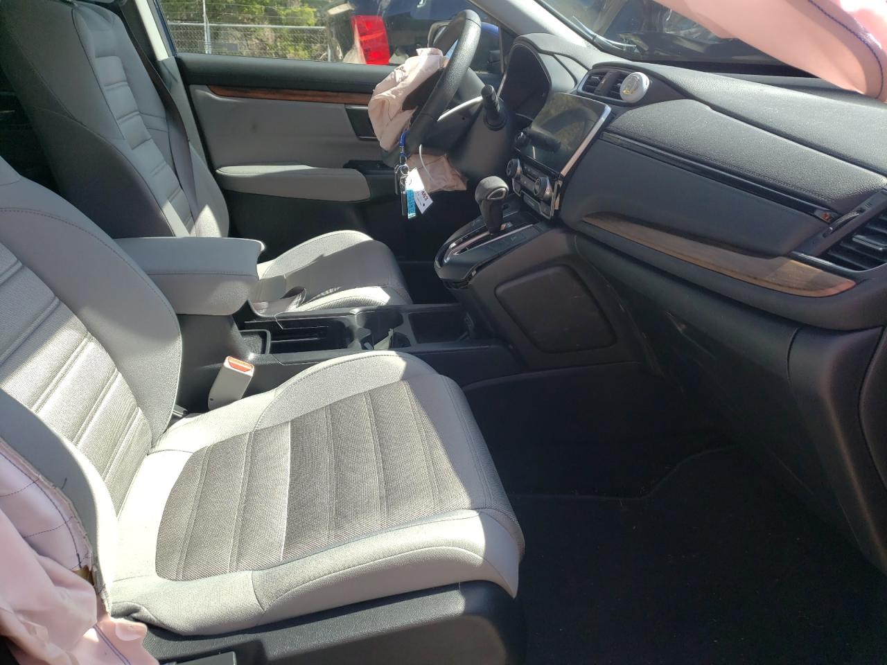 Photo 5 from auction – 2017 HONDA CR-V EX with VIN 2HKRW2H51HH665263