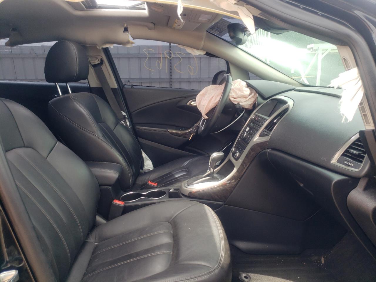 Photo 5 from auction – 2014 BUICK VERANO with VIN 1G4PS5SKXE4147698