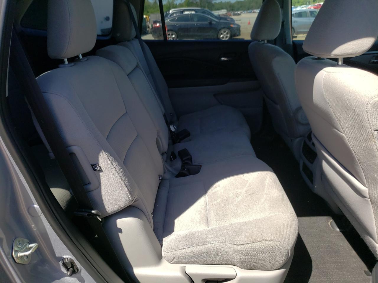 Photo 6 from auction – 2018 HONDA PILOT EX with VIN 5FNYF5H30JB033628
