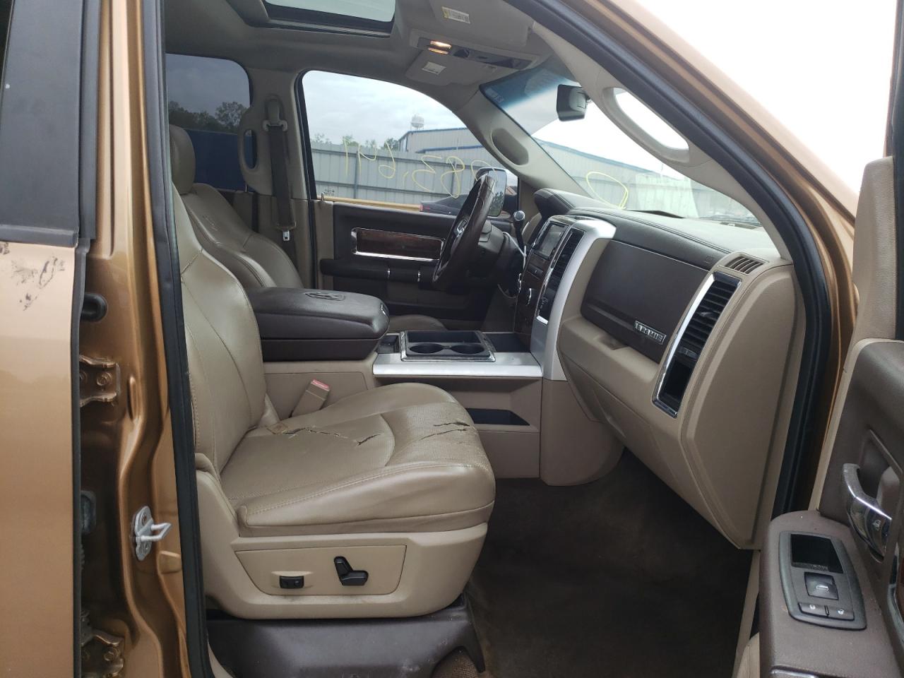 Photo 5 from auction – 2011 DODGE RAM 3500 with VIN 3D73Y4CL9BG607411