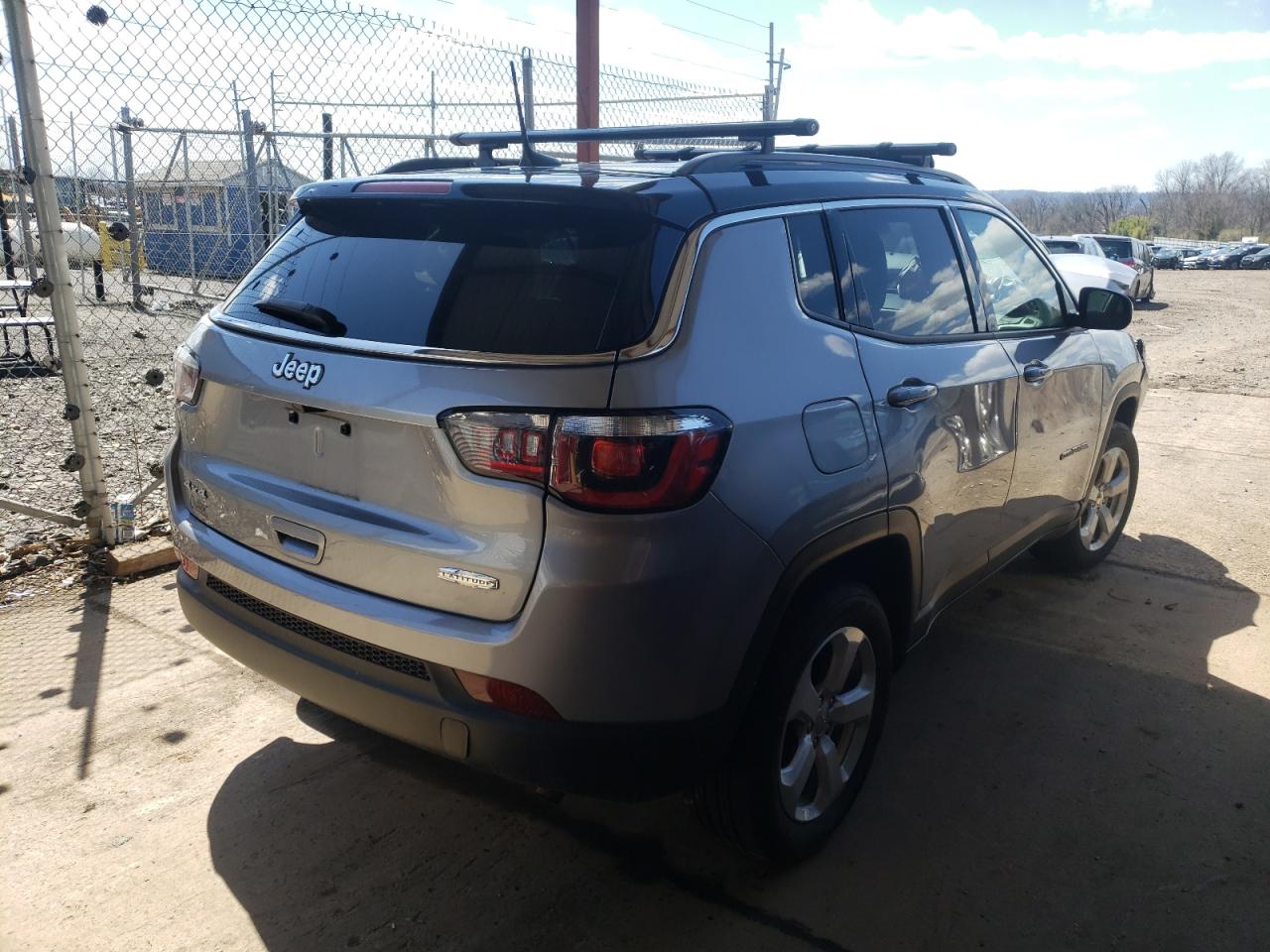 Photo 4 from auction – 2019 JEEP COMPASS LA with VIN 3C4NJDBB0KT598539