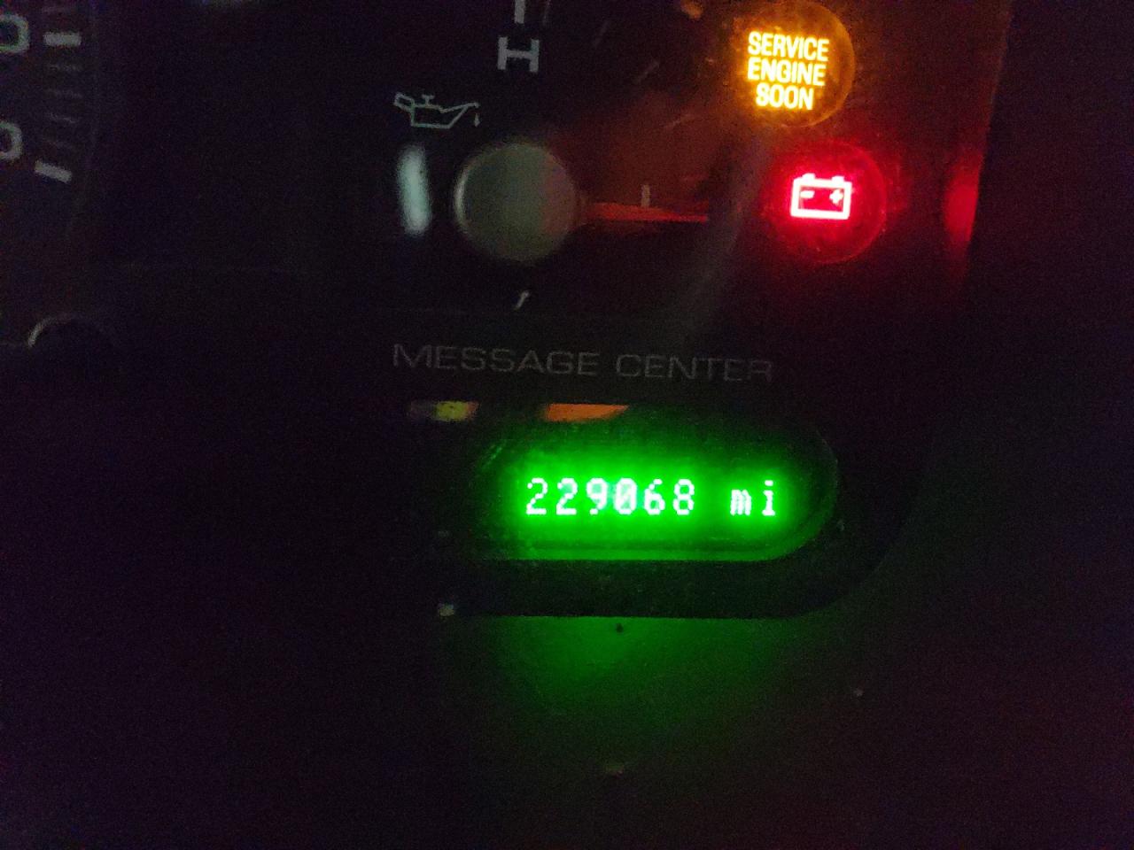 Photo 8 from auction – 2005 FORD EXPLORER X with VIN 1FMZU73K15UB84135
