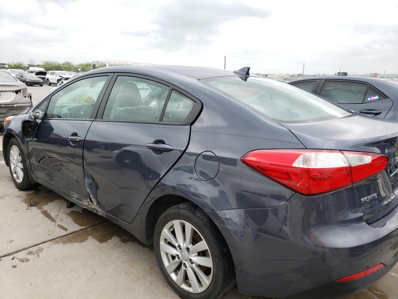Photo 9 from auction – 2014 KIA FORTE LX with VIN KNAFX4A6XE5115583
