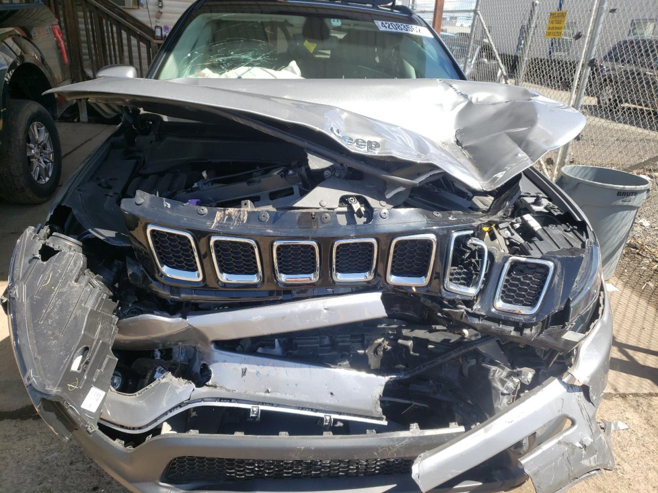 Photo 9 from auction – 2019 JEEP COMPASS LA with VIN 3C4NJDBB0KT598539