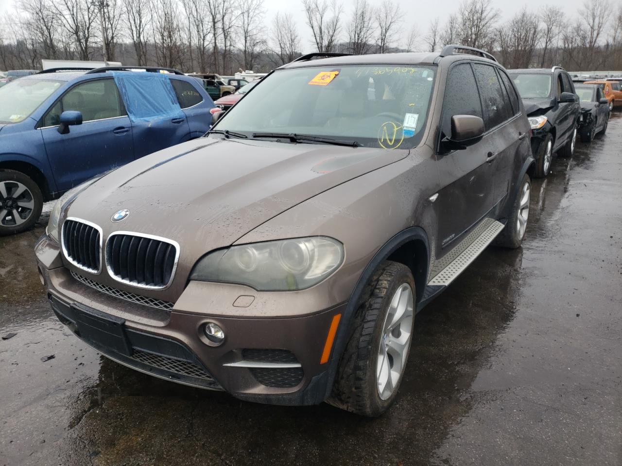 Photo 2 from auction – 2011 BMW X5 XDRIVE3 with VIN 5UXZV4C59BL742226