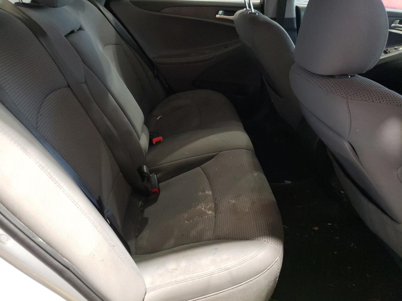 Photo 6 from auction – 2013 HYUNDAI SONATA GLS with VIN 5NPEB4AC8DH517054
