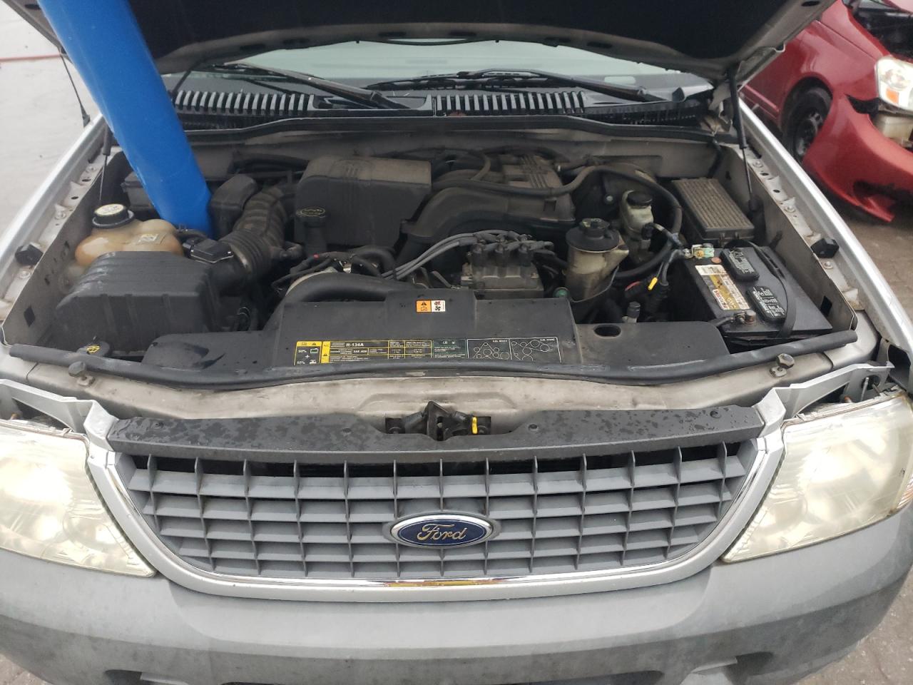 Photo 7 from auction – 2002 FORD EXPLORER X with VIN 1FMZU62E32UA07359
