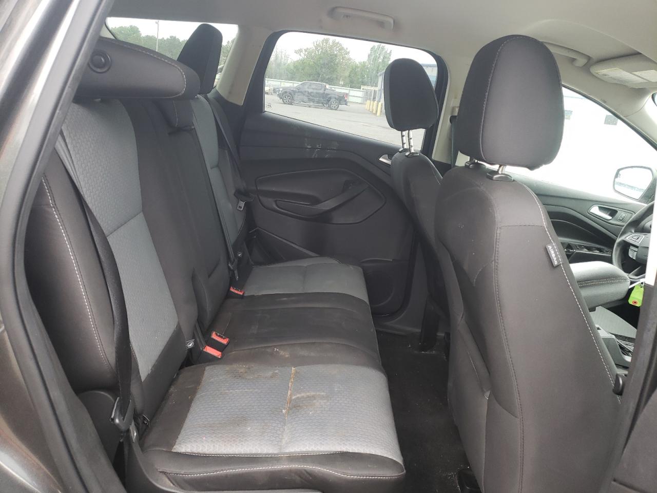 Photo 6 from auction – 2017 FORD ESCAPE SE with VIN 1FMCU0GDXHUA25420