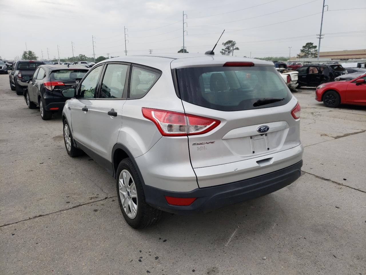 Photo 3 from auction – 2016 FORD ESCAPE S with VIN 1FMCU0F79GUC19950