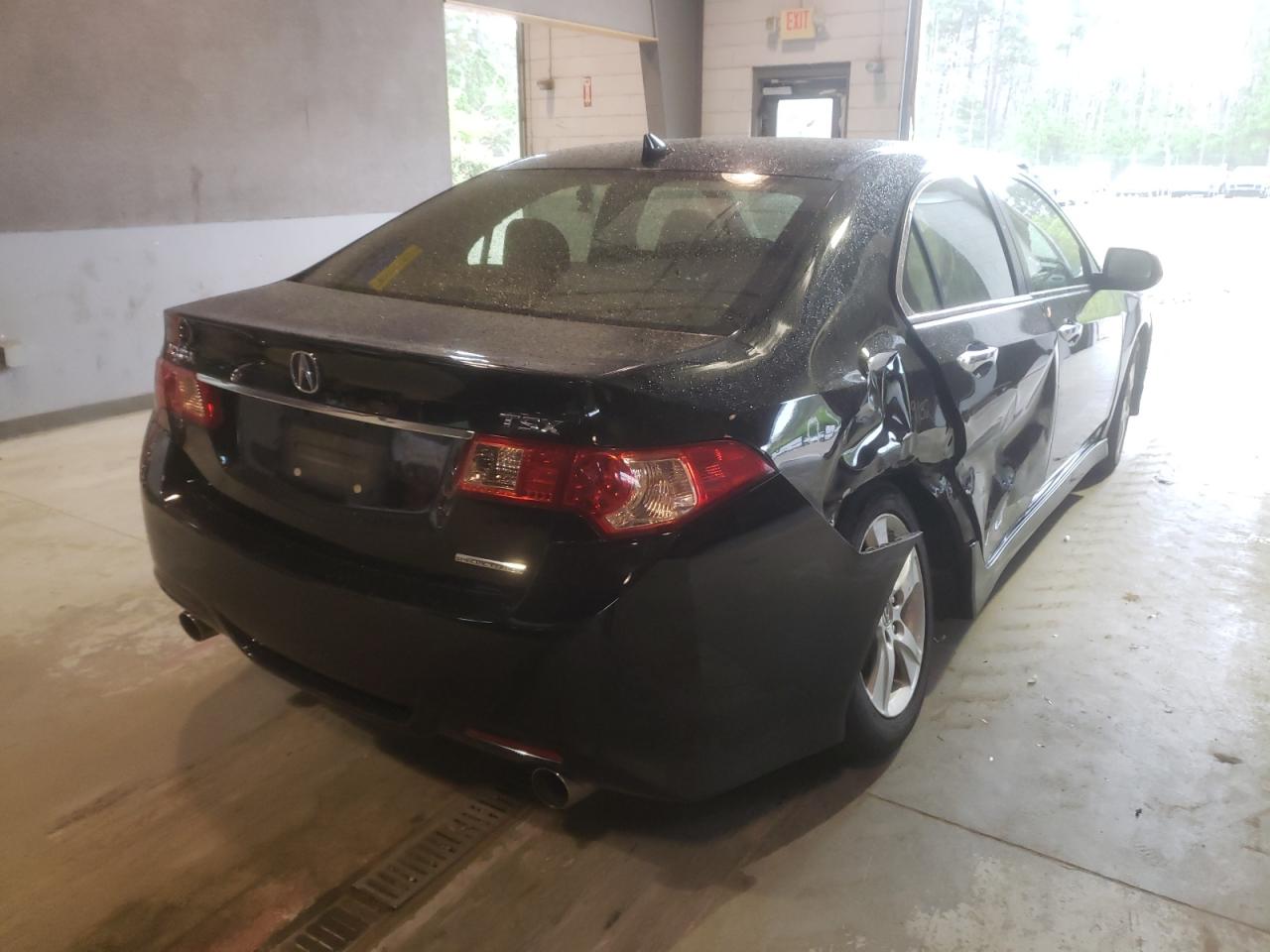 Photo 4 from auction – 2013 ACURA TSX SE with VIN JH4CU2F85DC002565