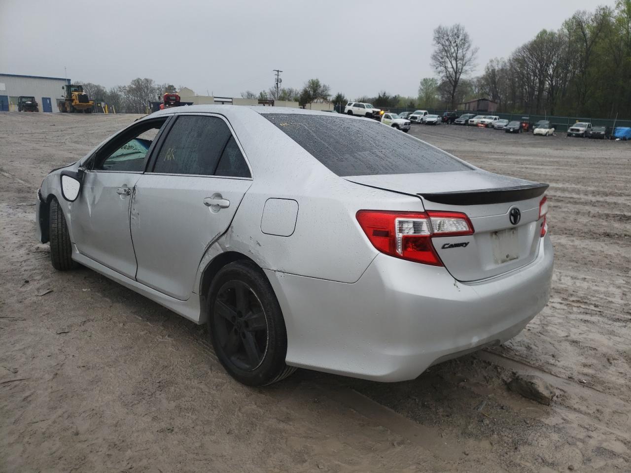 Photo 3 from auction – 2012 TOYOTA CAMRY BASE with VIN 4T1BF1FK3CU605502