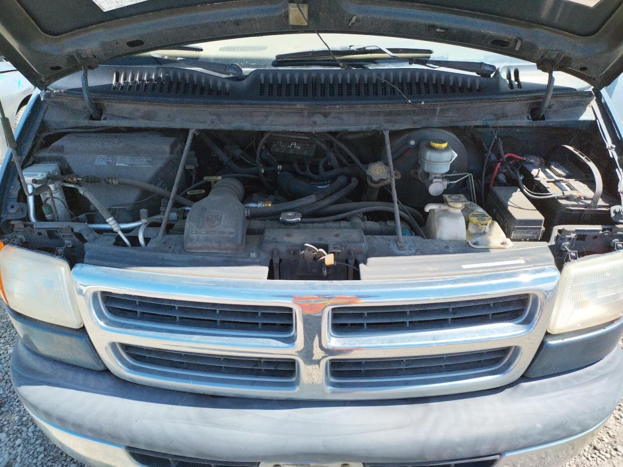 Photo 7 from auction – 1999 DODGE RAM VAN B1 with VIN 2B6HB11Y0XK555003