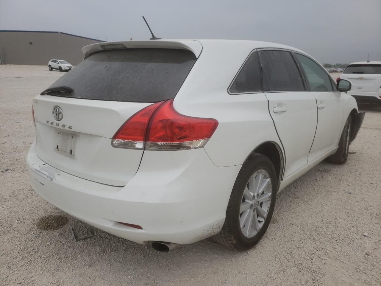Photo 4 from auction – 2010 TOYOTA VENZA with VIN 4T3ZA3BBXAU037980
