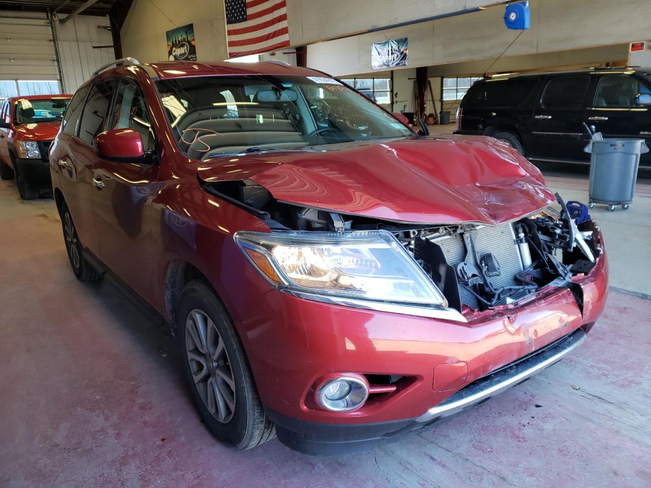 NISSAN PATHFINDER 2016 with VIN 5N1AR2MM0GC632942 - Photo from auction