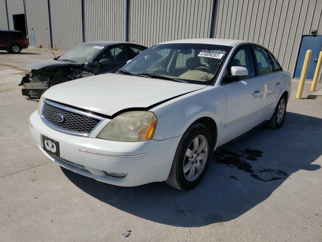 Photo 2 from auction – 2005 FORD F with VIN 1FAFP24105G137464