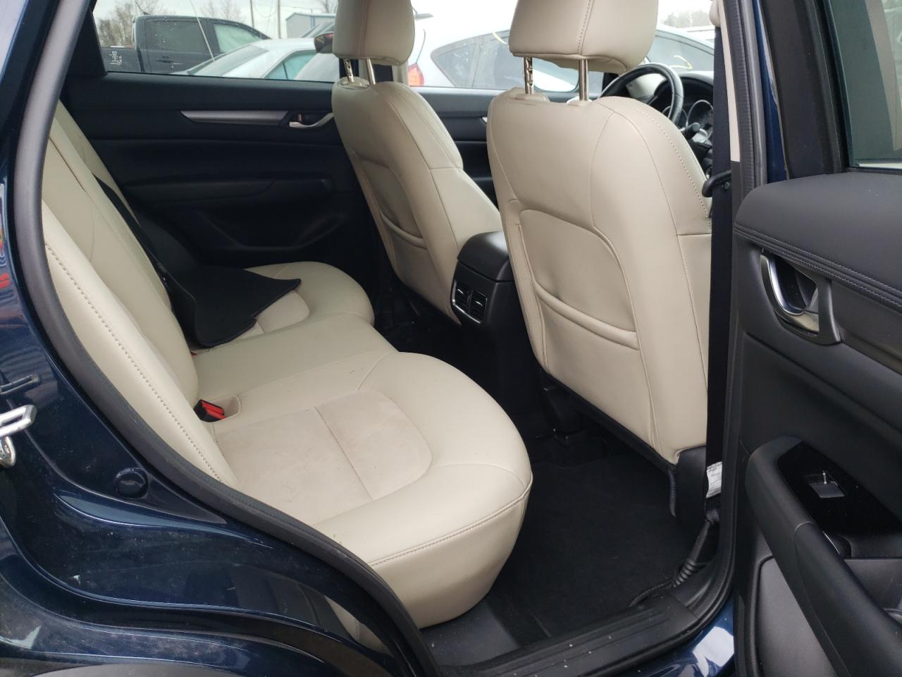 Photo 6 from auction – 2017 MAZDA CX-5 TOURI with VIN JM3KFACL6H0146599