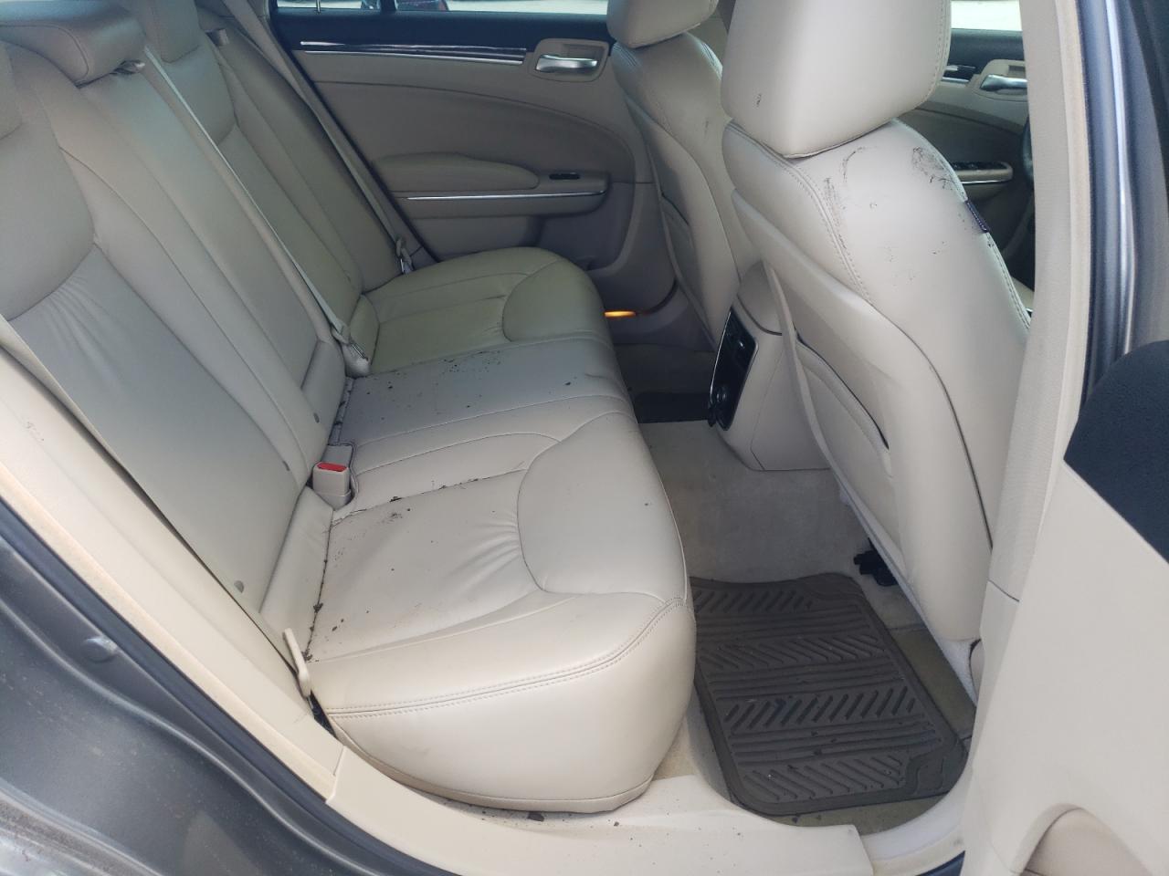 Photo 6 from auction – 2011 CHRYSLER 300 LIMITE with VIN 2C3CA5CG3BH526318