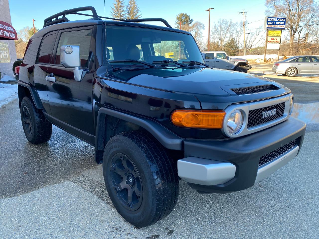 Photo 1 from auction – 2012 TOYOTA FJ CRUISER with VIN JTEBU4BF1CK124594