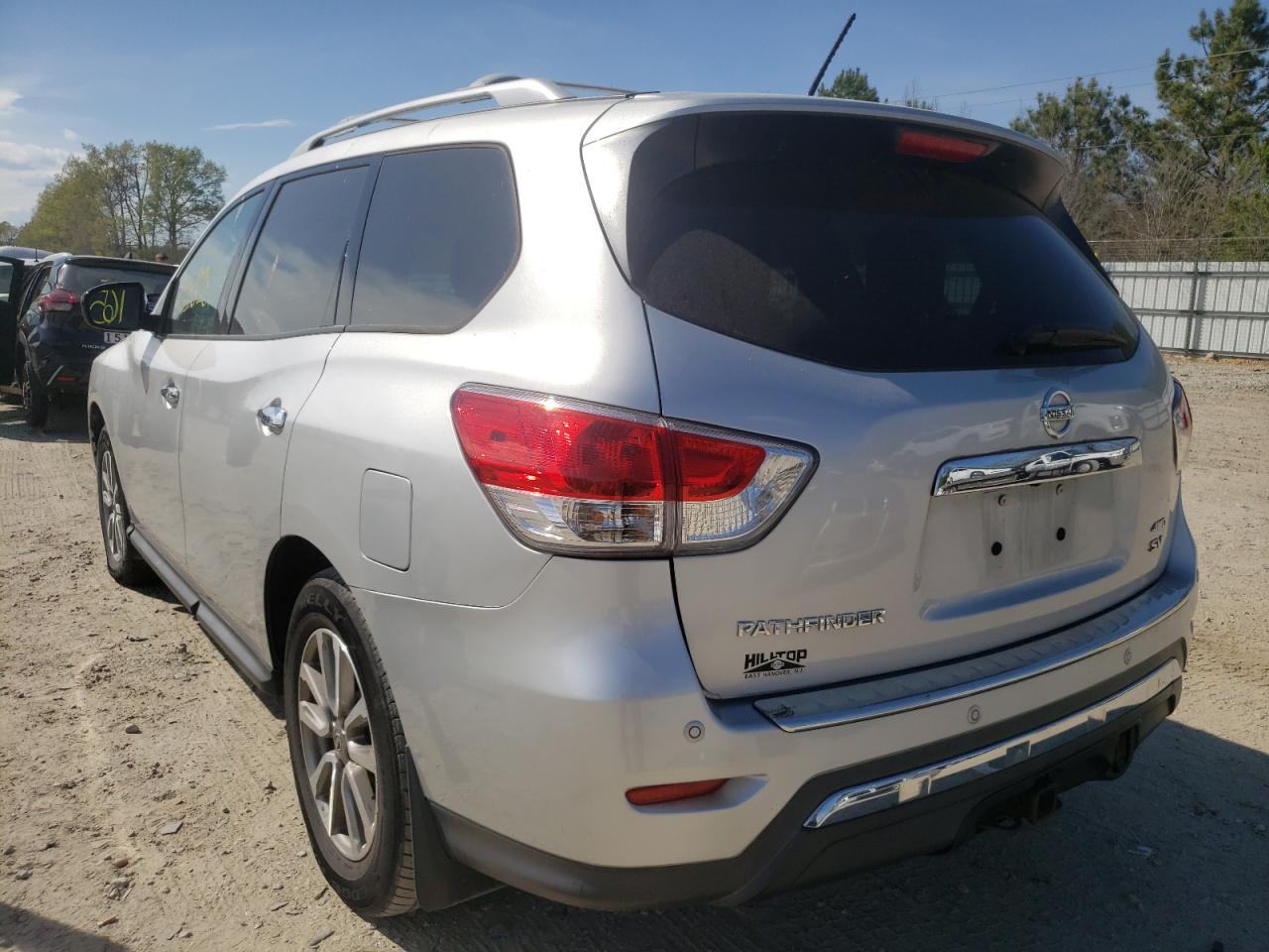 Photo 3 from auction – 2015 NISSAN PATHFINDER with VIN 5N1AR2MM6FC646486