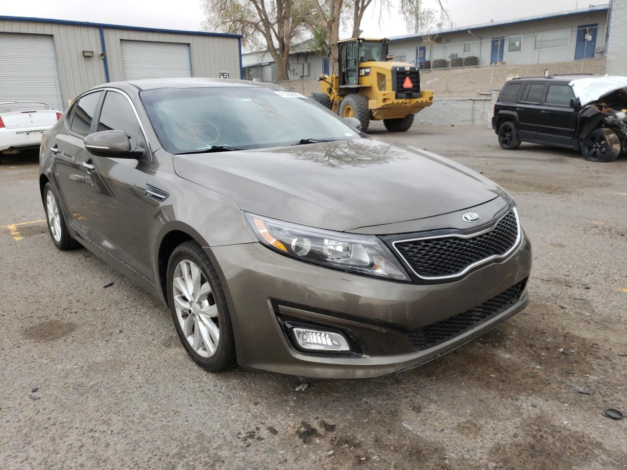 KIA OPTIMA LX 2015 with VIN 5XXGM4A74FG399654 - Photo from auction