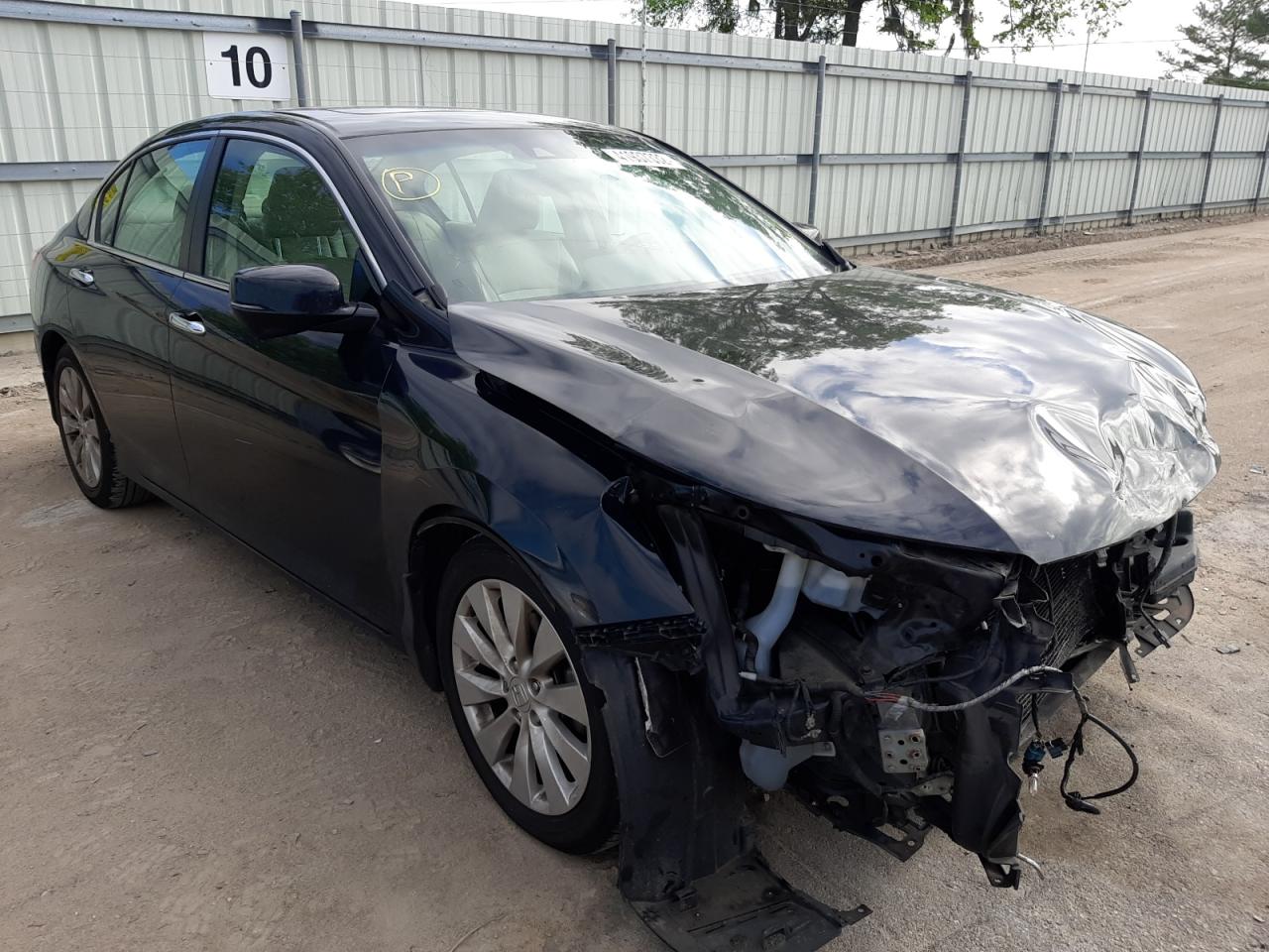 Photo 1 from auction – 2014 HONDA ACCORD EXL with VIN 1HGCR2F85EA137370