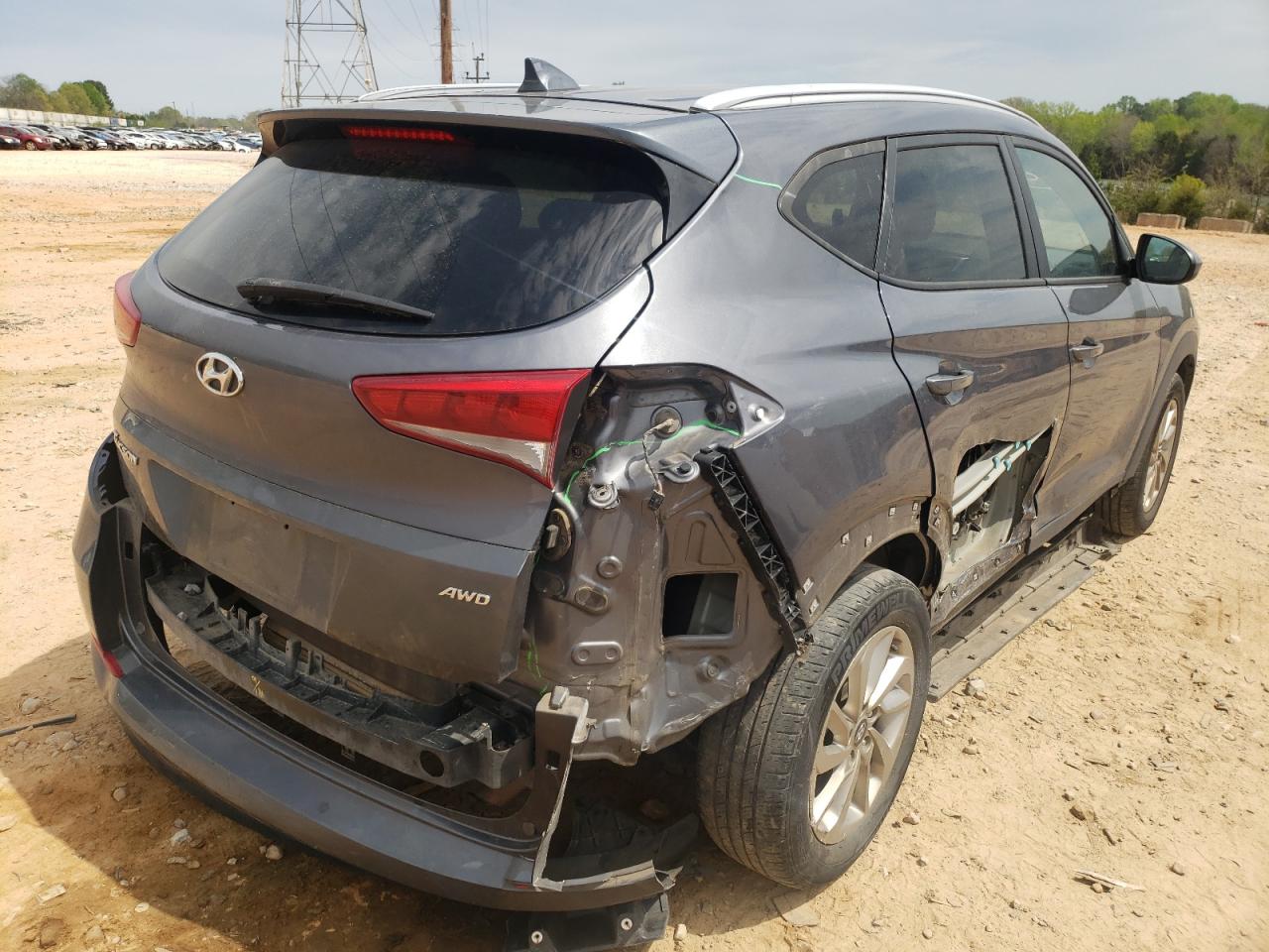 Photo 4 from auction – 2018 HYUNDAI TUCSON SEL with VIN KM8J3CA45JU669272