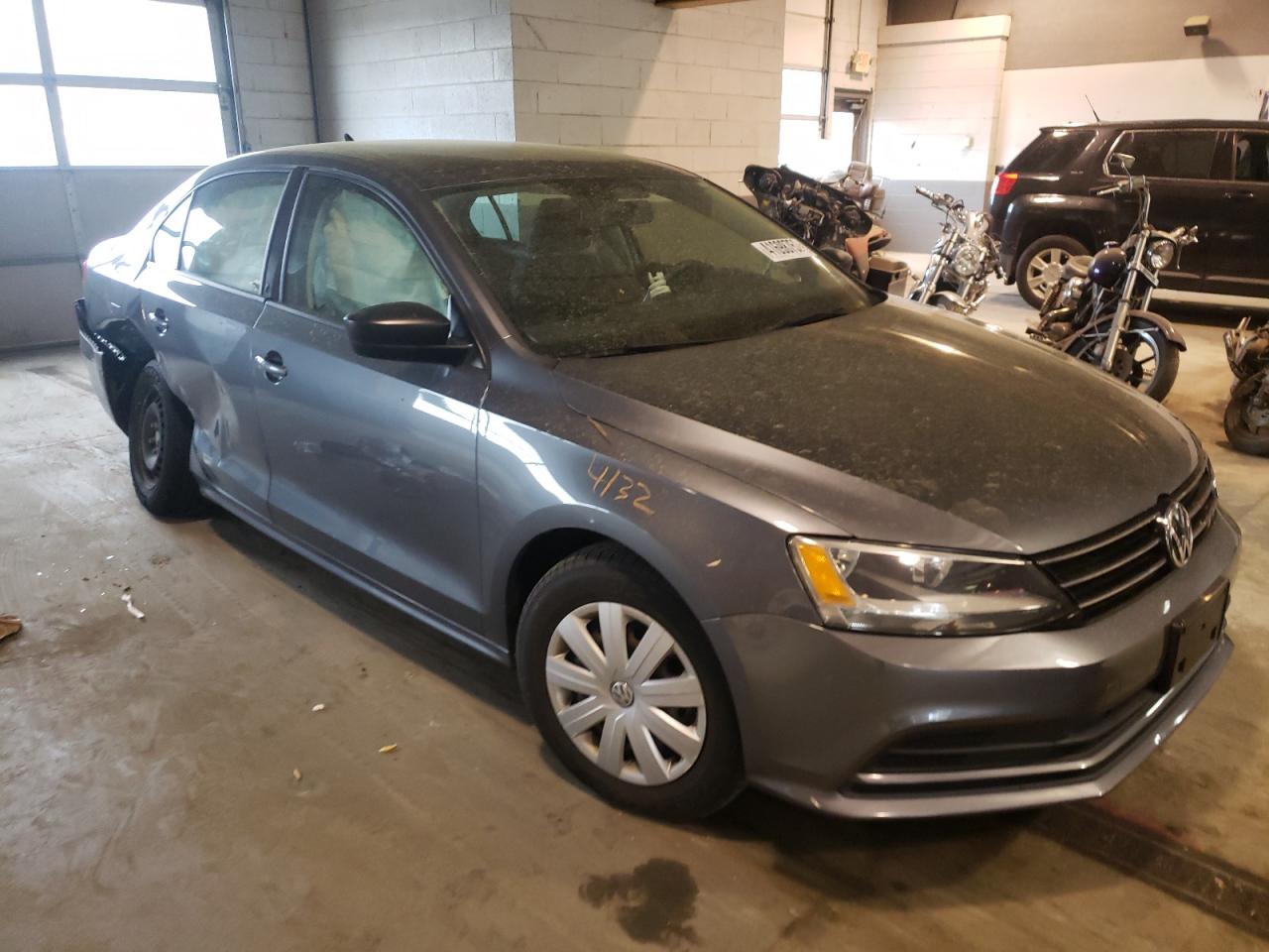 VOLKSWAGEN JETTA BASE 2015 with VIN 3VW2K7AJ2FM403418 - Photo from auction