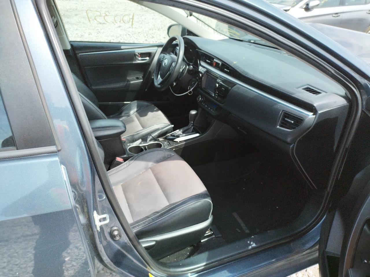 Photo 5 from auction – 2014 TOYOTA COROLLA L with VIN 5YFBURHE7EP126791