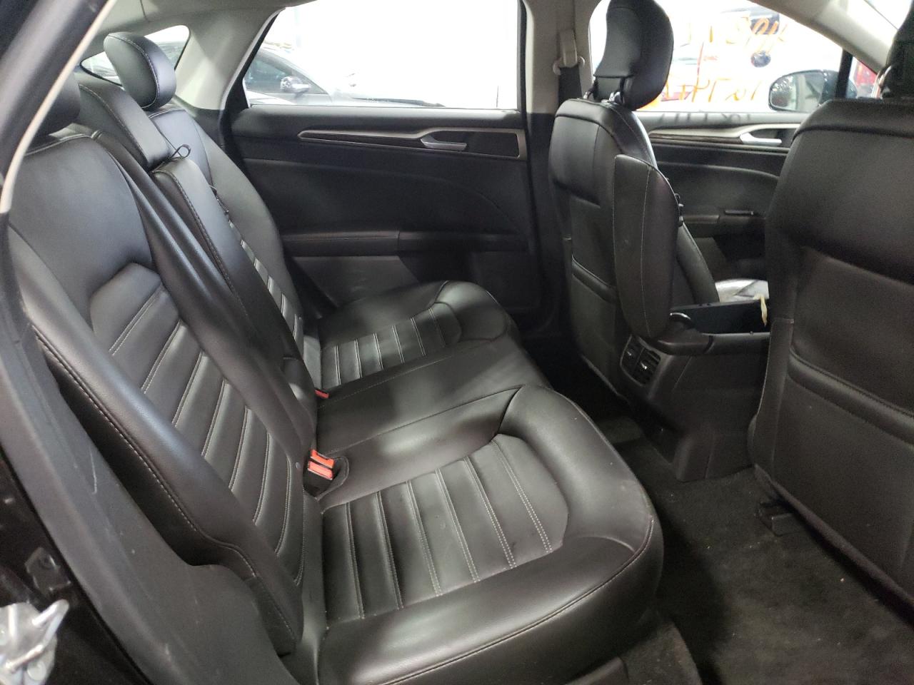 Photo 6 from auction – 2015 FORD FUSION SE with VIN 3FA6P0HD4FR132089