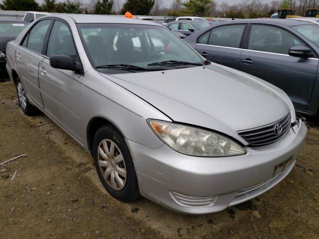 TOYOTA CAMRY LE 2005 with VIN 4T1BE32K15U993045 - Photo from auction