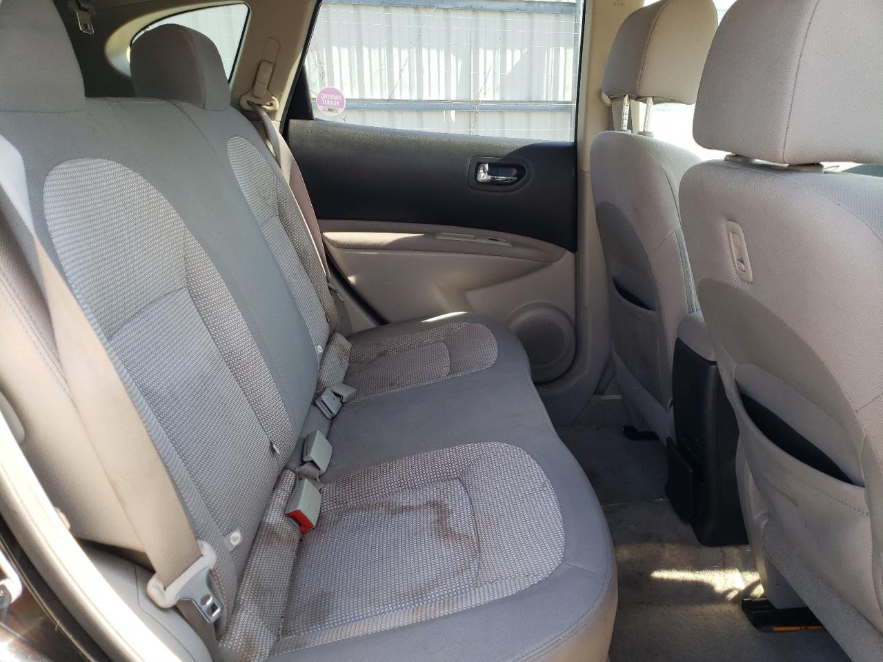 Photo 6 from auction – 2012 NISSAN ROGUE S with VIN JN8AS5MV2CW705289