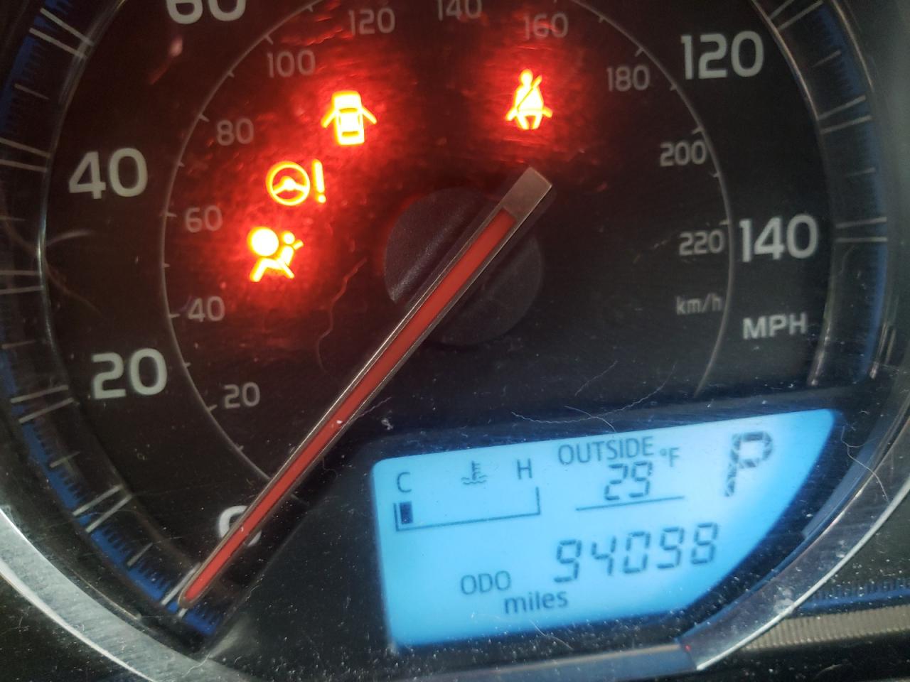 Photo 8 from auction – 2013 TOYOTA RAV4 LIMIT with VIN JTMDFREV9DD043176