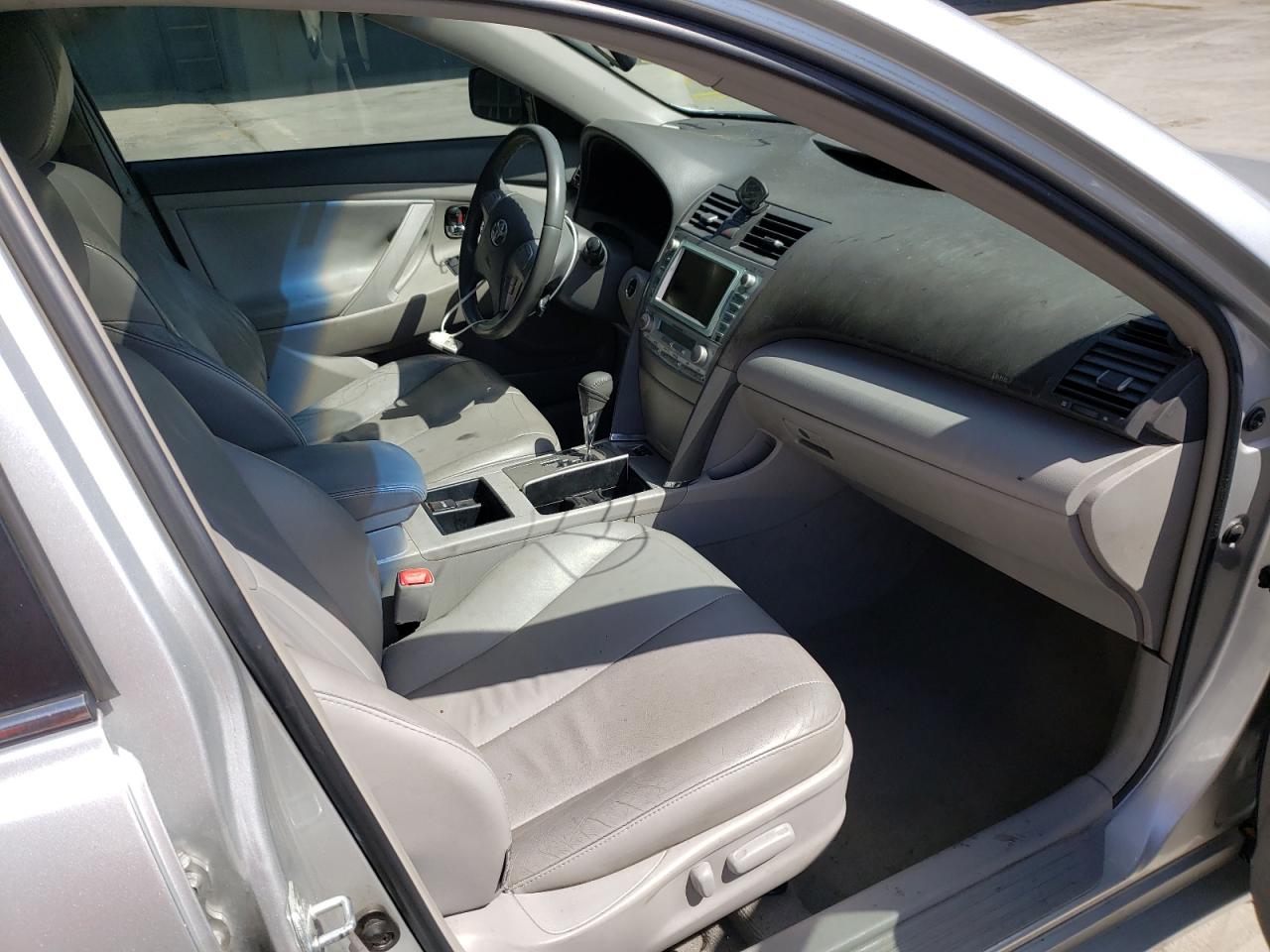 Photo 5 from auction – 2007 TOYOTA CAMRY HYBR with VIN 4T1BB46K37U028036