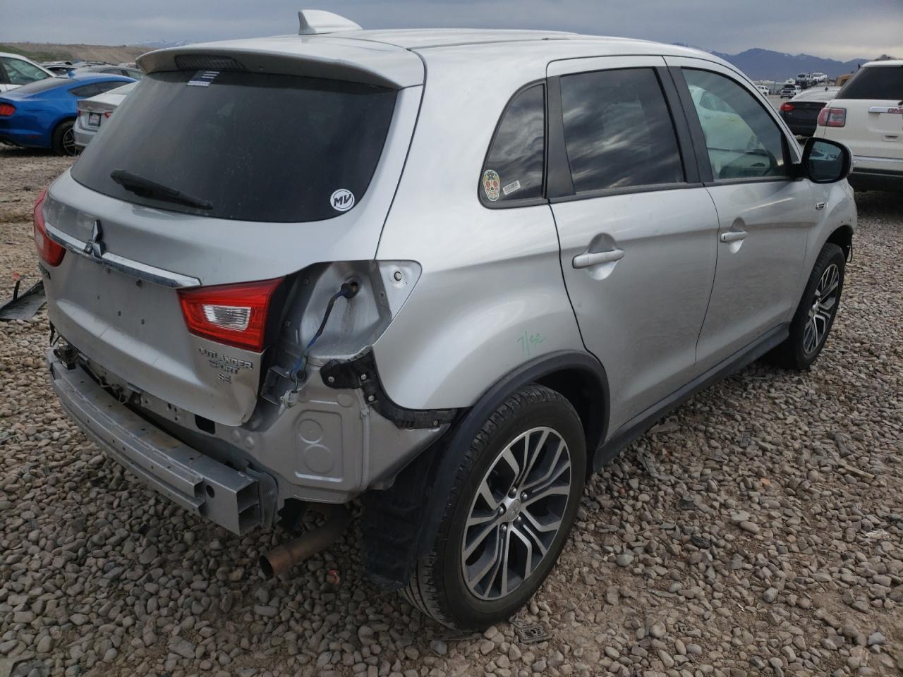 Photo 4 from auction – 2018 MITSUBISHI OUTLANDER with VIN JA4AR3AW9JU013591