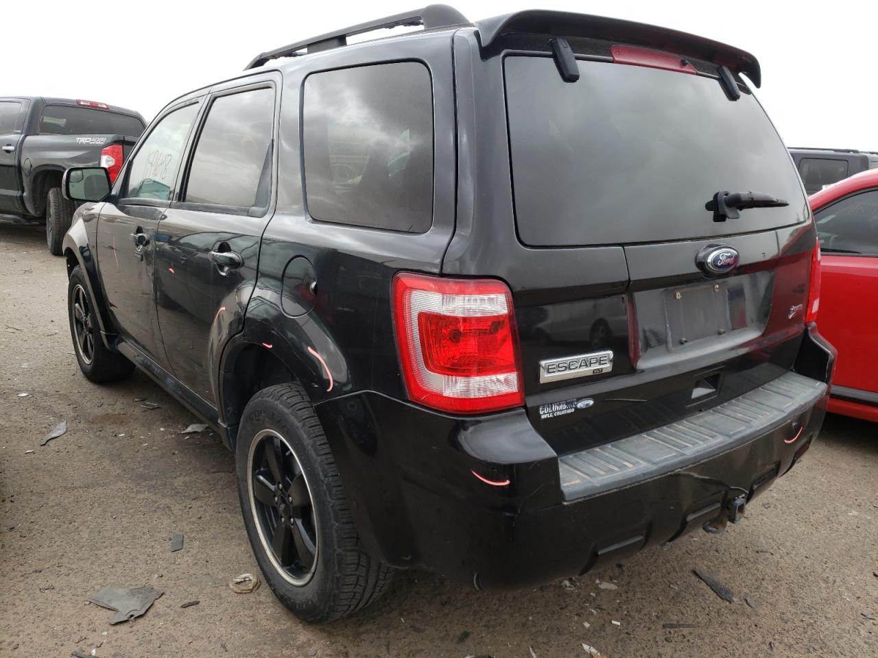 Photo 3 from auction – 2010 FORD ESCAPE XLT with VIN 1FMCU9DG3AKC73237