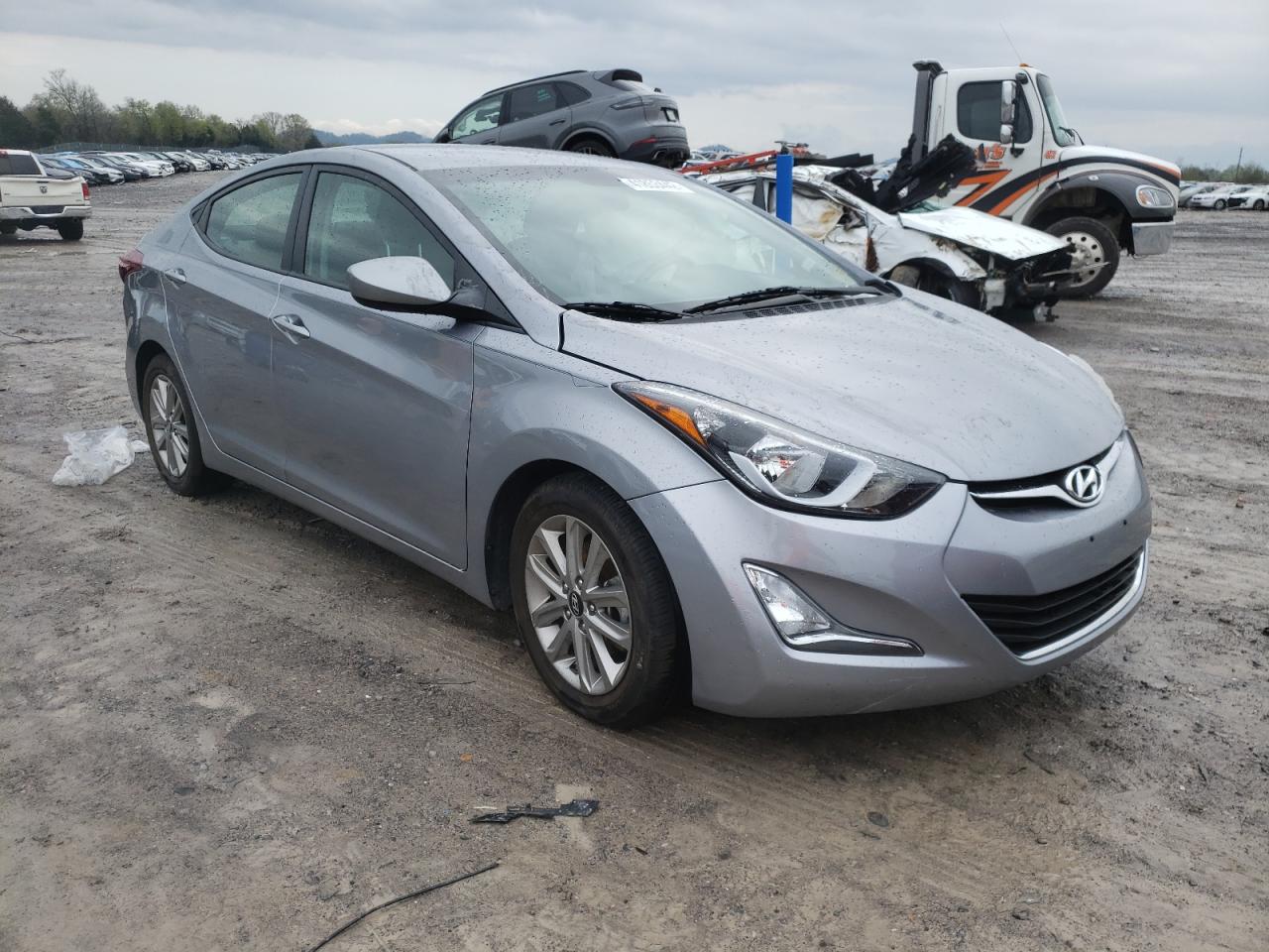 Photo 1 from auction – 2016 HYUNDAI ELANTRA SE with VIN 5NPDH4AE2GH701468