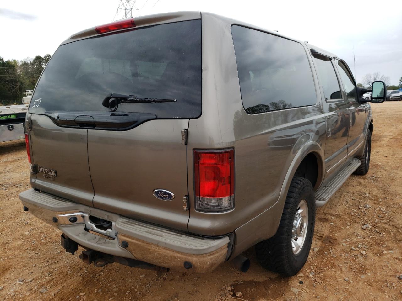 Photo 4 from auction – 2003 FORD EXCURSION with VIN 1FMSU43P73EC17836