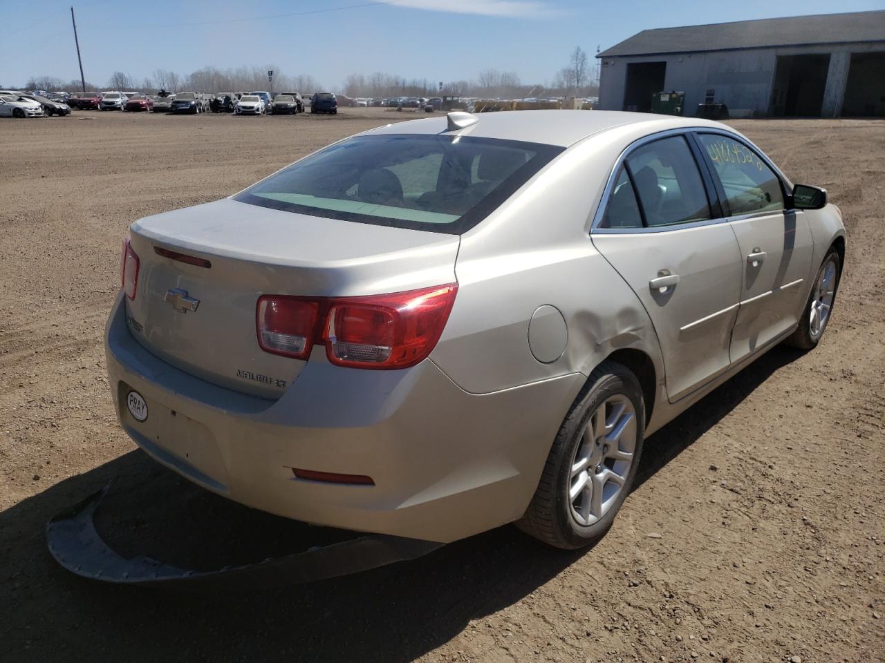 Photo 4 from auction – 2015 CHEVROLET MALIBU 1LT with VIN 1G11C5SL2FF101636