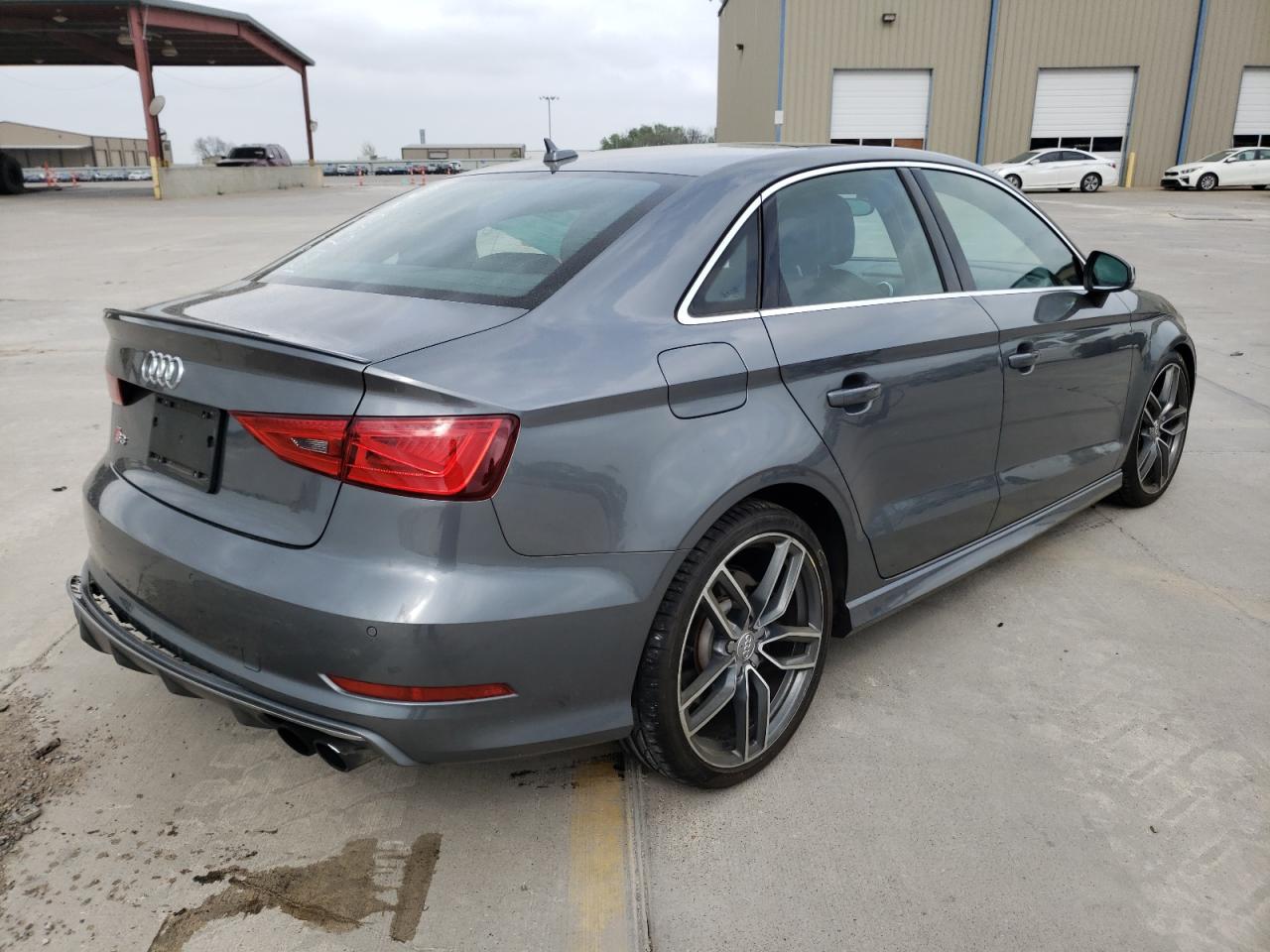 Photo 4 from auction – 2015 AUDI A3 QUATTRO with VIN WAUBFGFF6F1112538