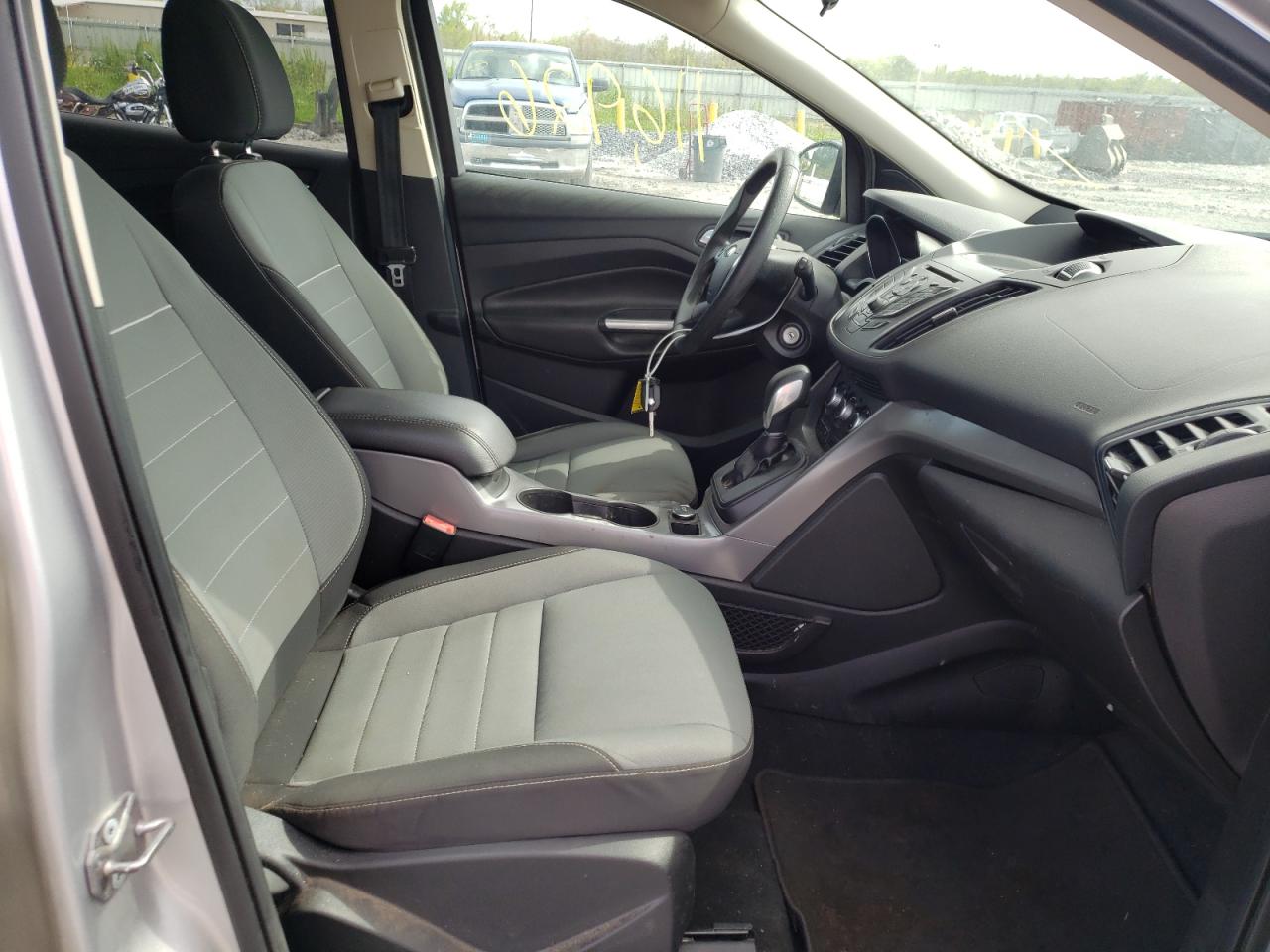 Photo 5 from auction – 2015 FORD ESCAPE SE with VIN 1FMCU0GX7FUC73681