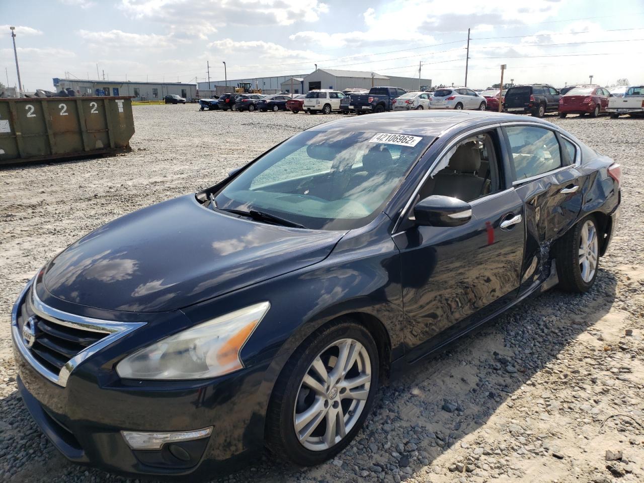 Photo 2 from auction – 2013 NISSAN ALTIMA 3.5 with VIN 1N4BL3AP2DC110913