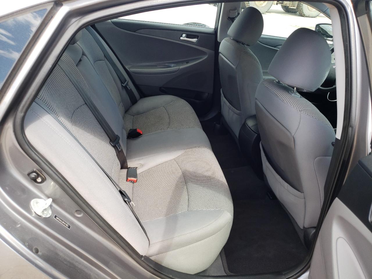 Photo 6 from auction – 2011 HYUNDAI SONATA GLS with VIN 5NPEB4AC3BH167863