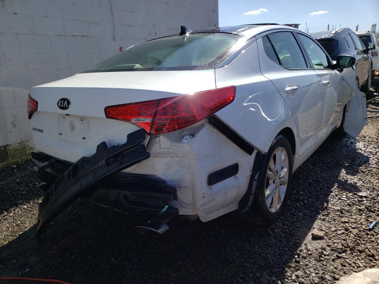 Photo 4 from auction – 2013 KIA OPTIMA EX with VIN 5XXGN4A76DG222503
