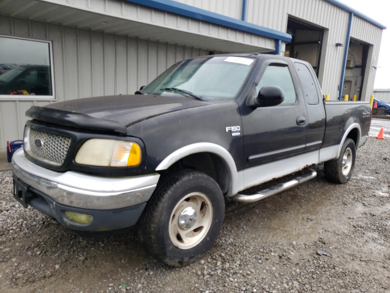 Photo 2 from auction – 2000 FORD F150 with VIN 1FTRX18L4YNA74138