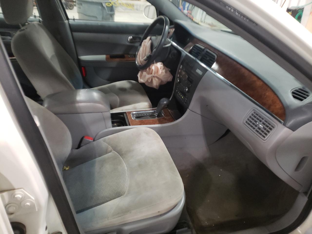 Photo 5 from auction – 2006 BUICK LACROSSE C with VIN 2G4WC582X61185977