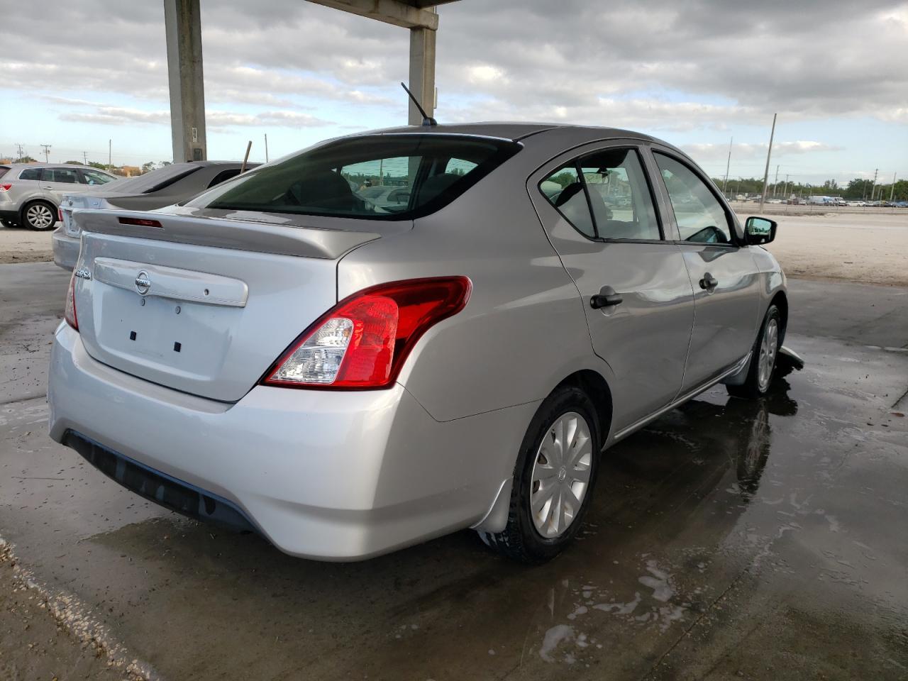 Photo 4 from auction – 2016 NISSAN VERSA S with VIN 3N1CN7AP2GL909392