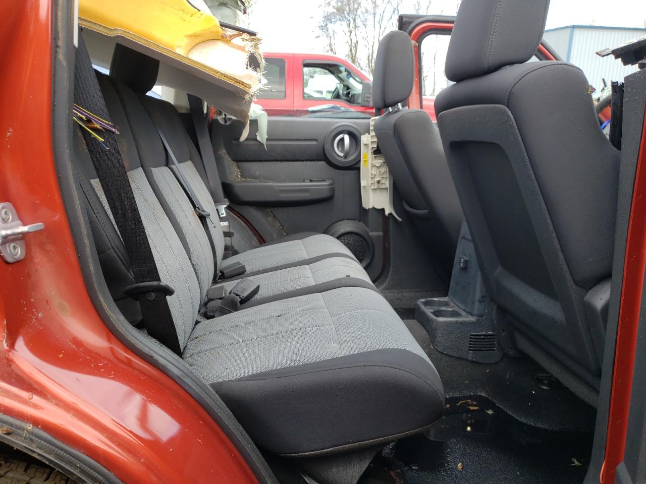 Photo 6 from auction – 2008 DODGE NITRO SXT with VIN 1D8GU28K18W120761