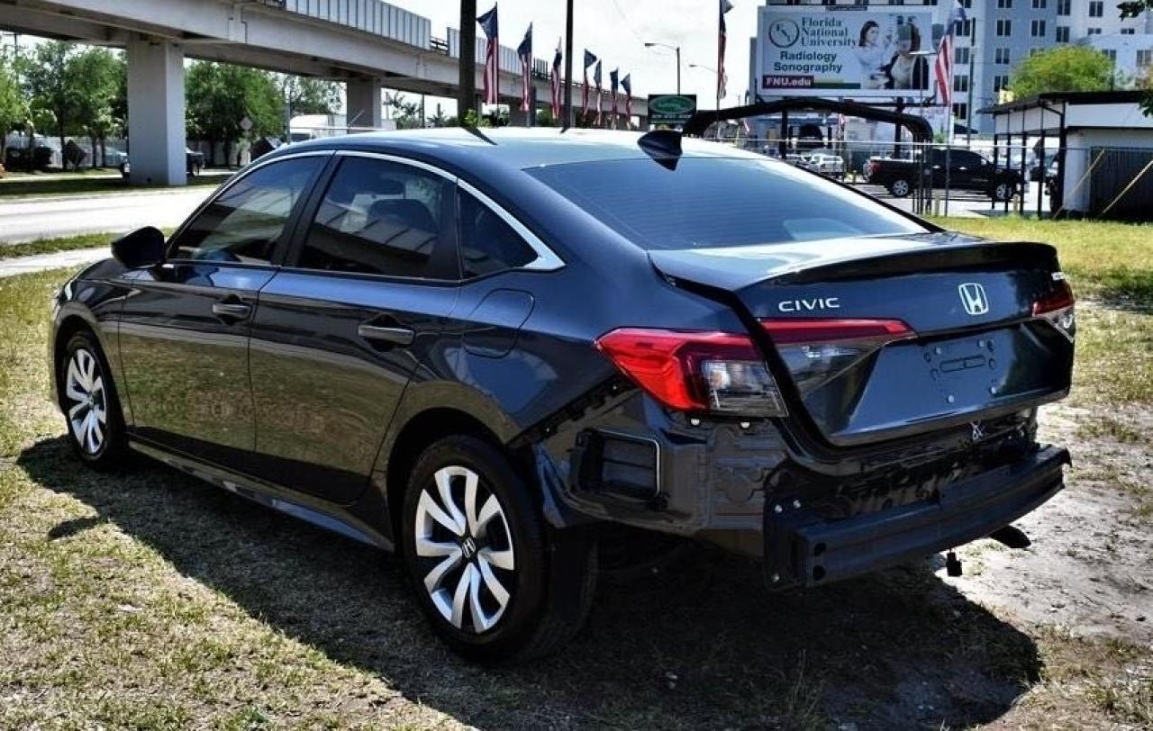 Photo 3 from auction – 2022 HONDA CIVIC LX with VIN 2HGFE2F22NH516672